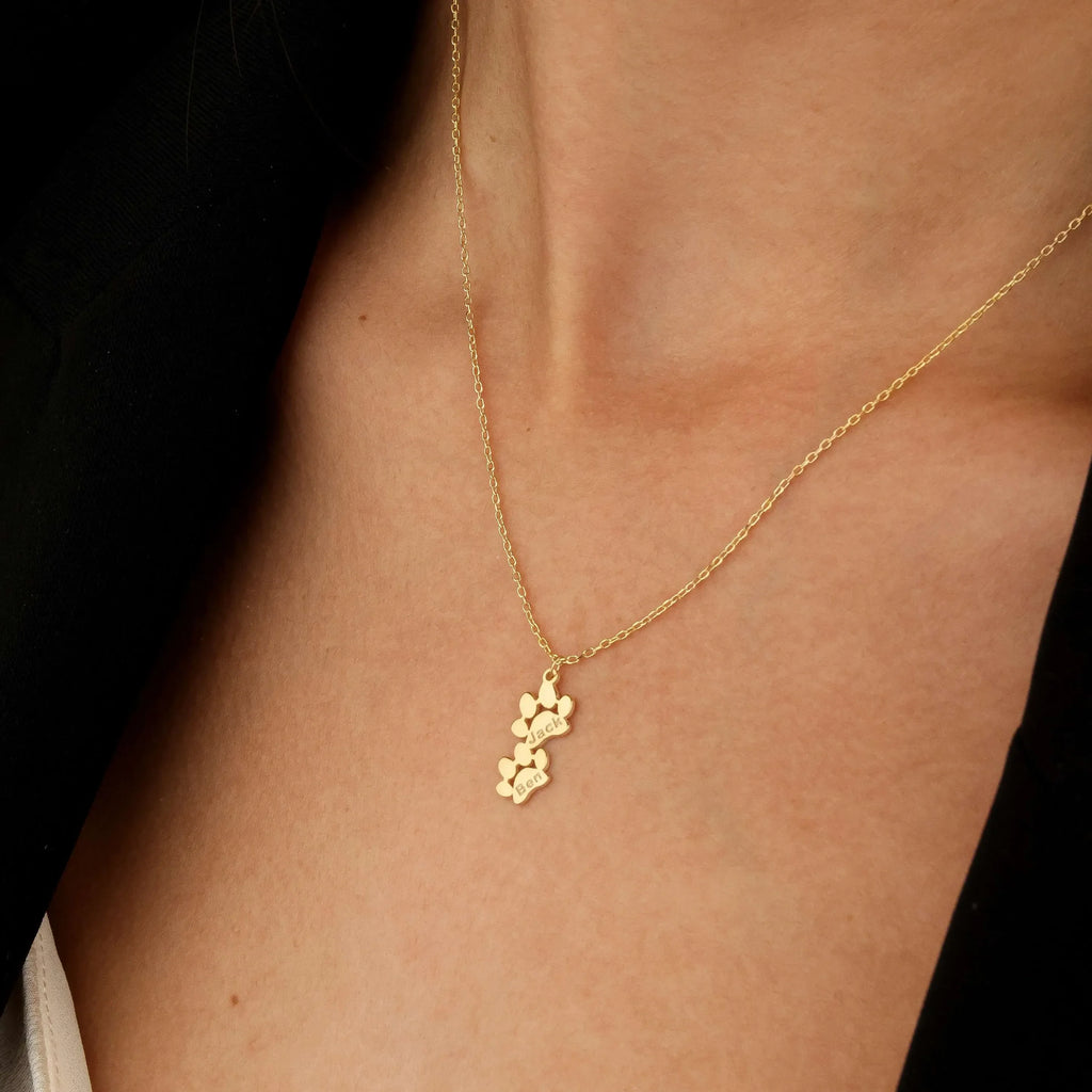 Collar personalizado con nombre en la placa