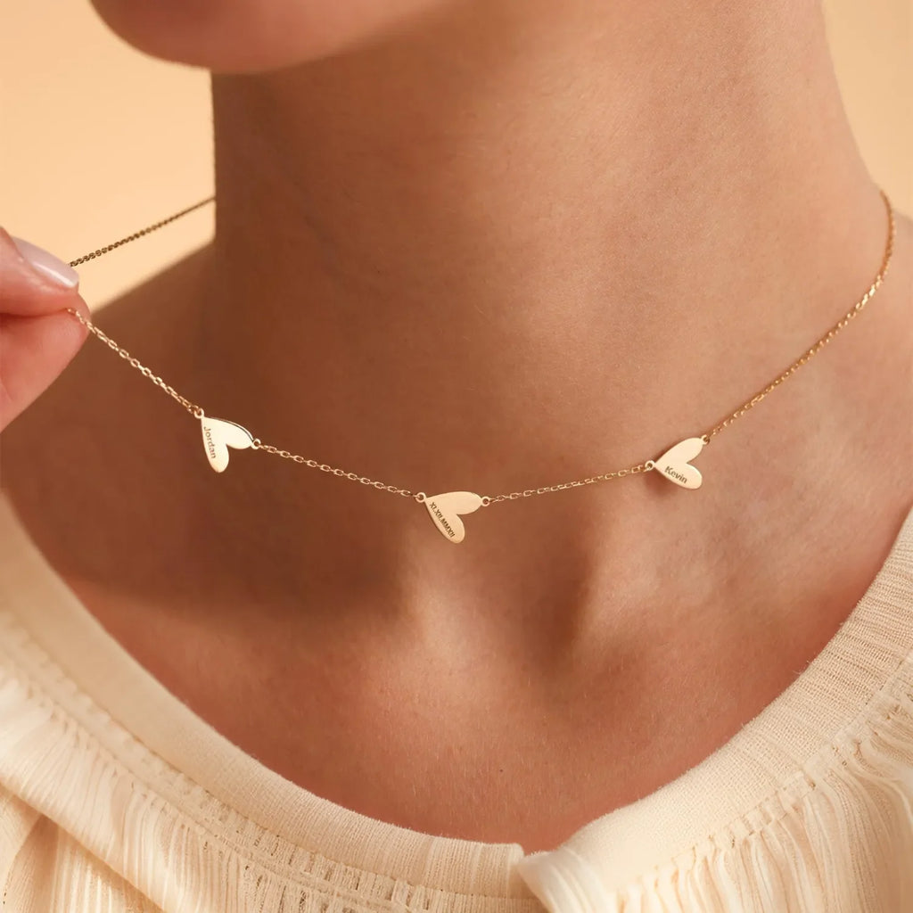Collar personalizado grabado con forma de corazón
