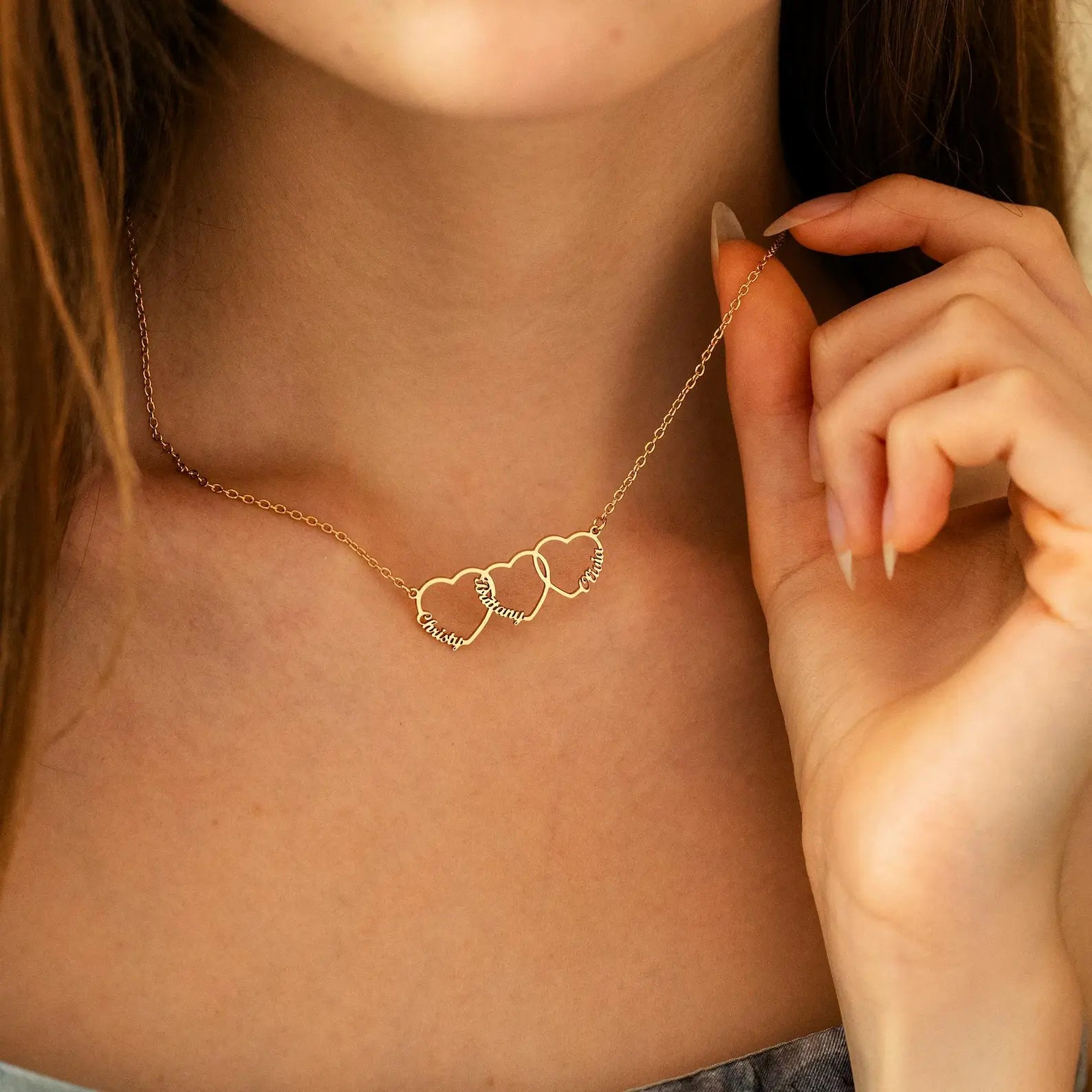 Collar personalizado con un corazón y un nombre