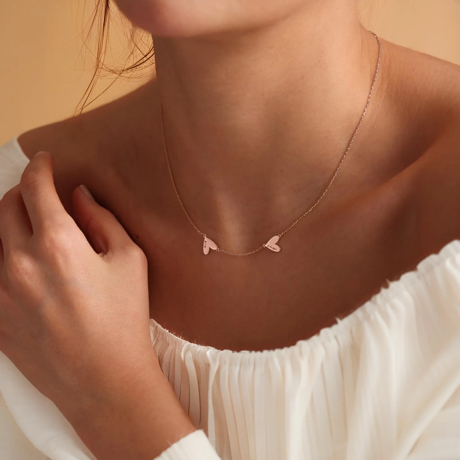 Collar personalizado grabado con forma de corazón