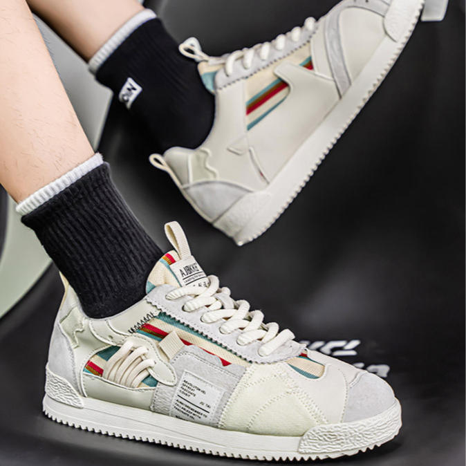 VIBELARA | SNEAKERS RETRO