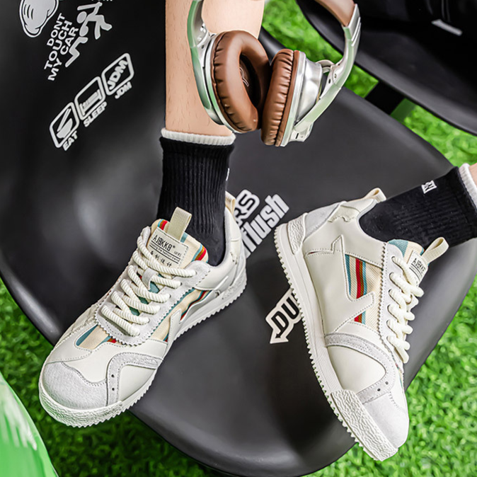 VIBELARA | SNEAKERS RETRO