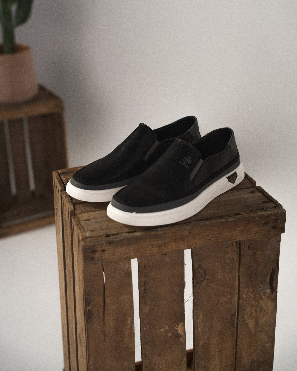 VIBELARA | ZAPATOS MODERNOS SIN CORDONES PARA HOMBRE