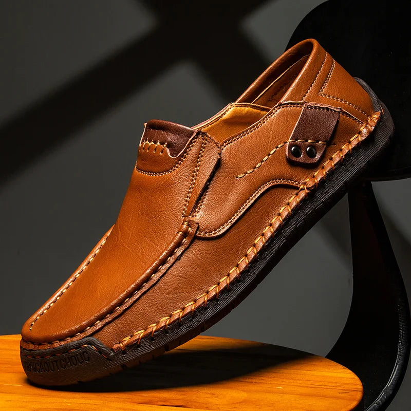 VIBELARA | MOCASINES CLÁSICOS DE CUERO PARA HOMBRE
