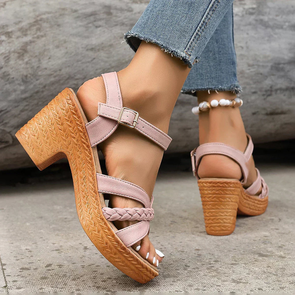 Sandalias clásicas Gianna™ con tacón medio