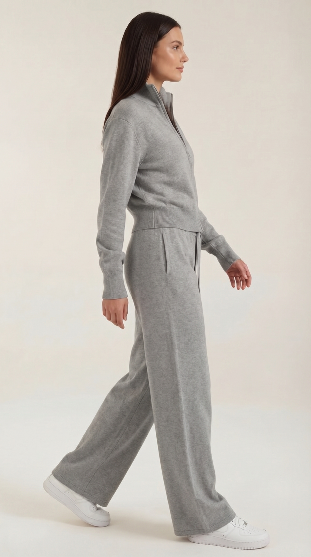 Conjunto cómodo con cremallera y pantalón a juego