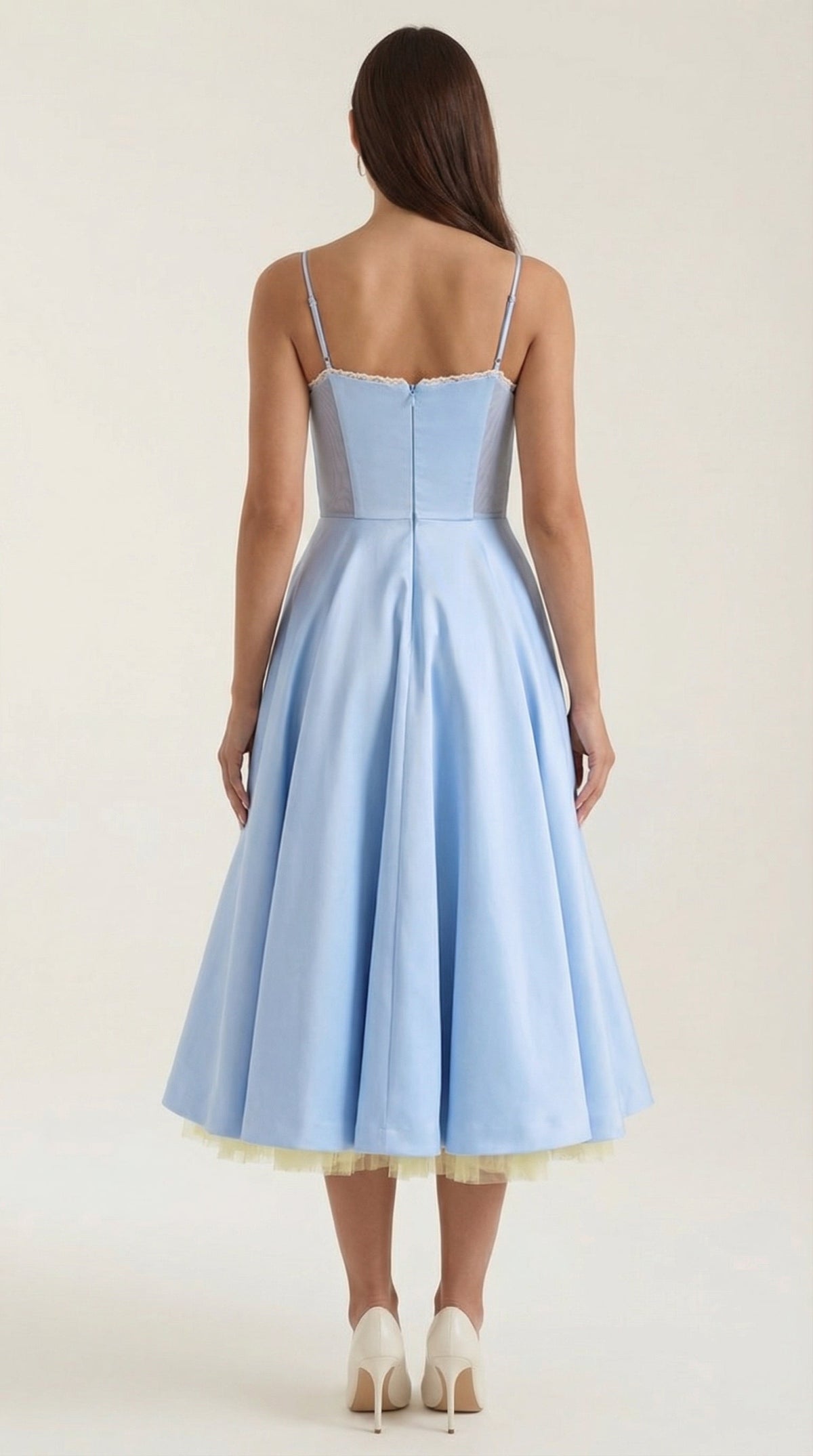 Vestido midi Isolde de tul