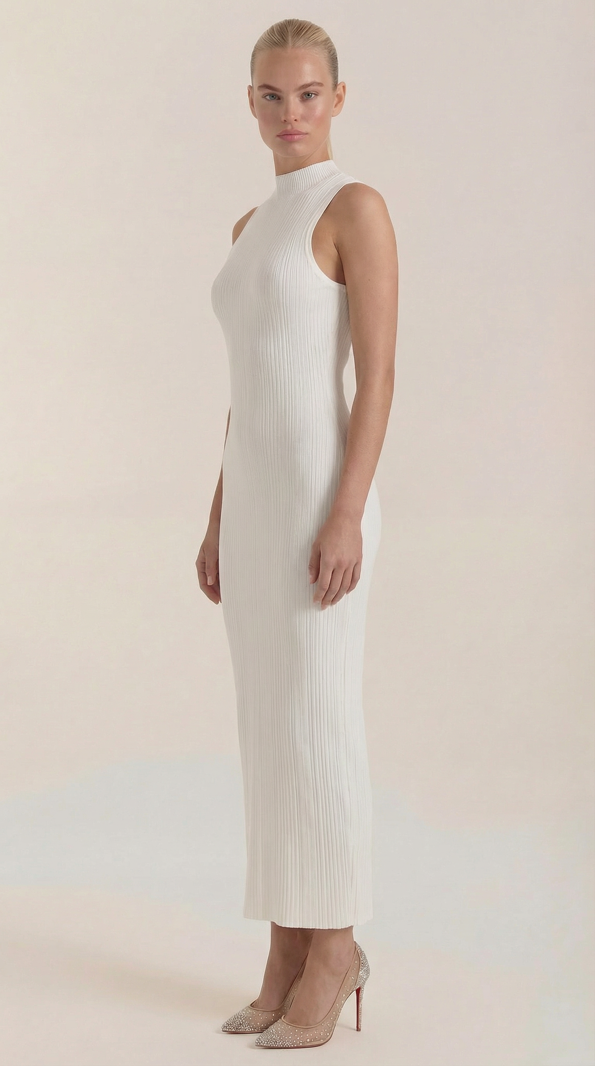Vestido midi ajustado de cuello alto Sonia