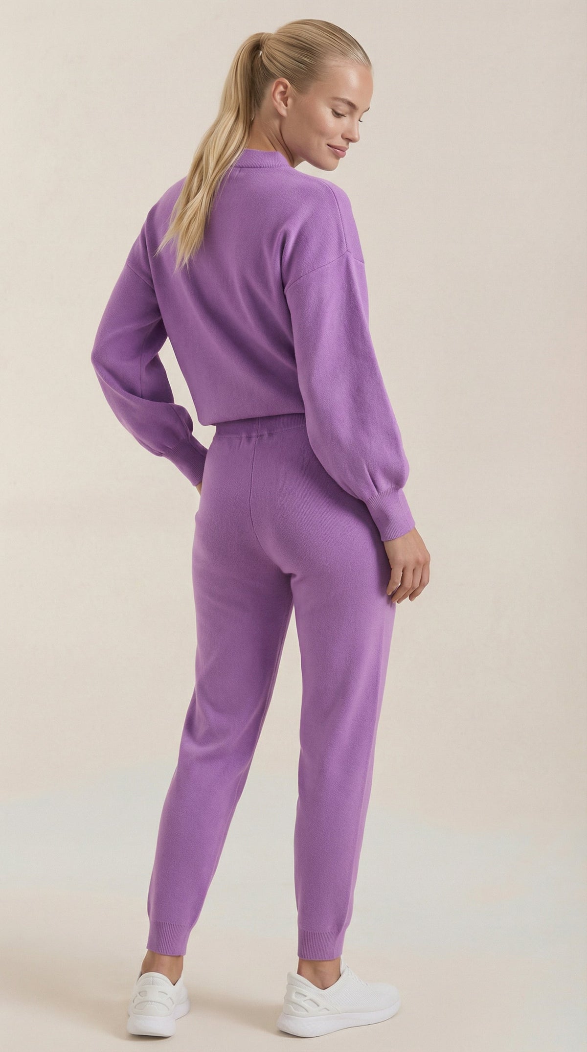 Conjunto Lounge Mavis Strick con Cuello Alto