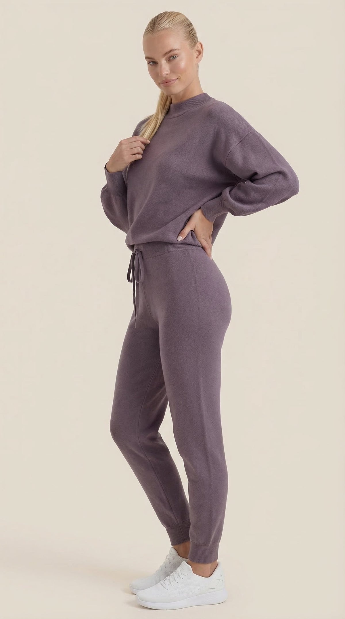 Conjunto Lounge Mavis Strick con Cuello Alto